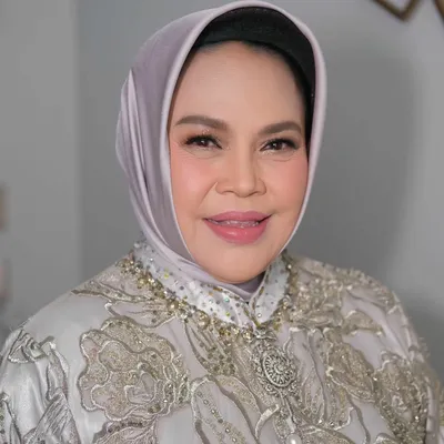 Hetty Koes Endang