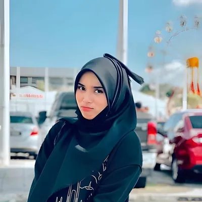 Lia Aziz