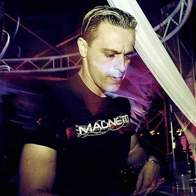 Magneto