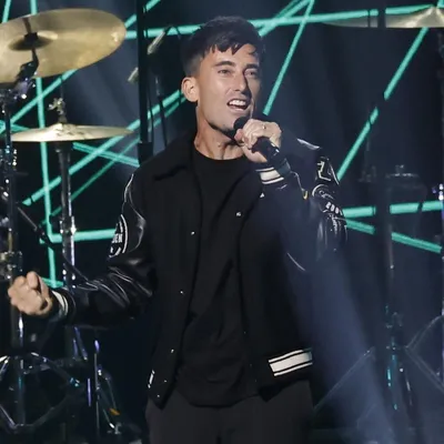 Phil Wickham feat Brandon Lake