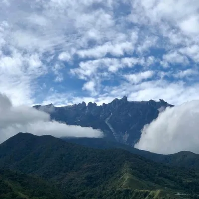 Reno Titahena