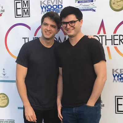 The HoHo Brothers
