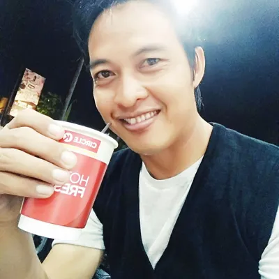 Yan Ferry